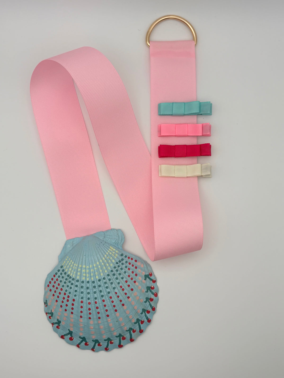 Hand-Painted Scallop Shell Hair Bow Holder - Blue